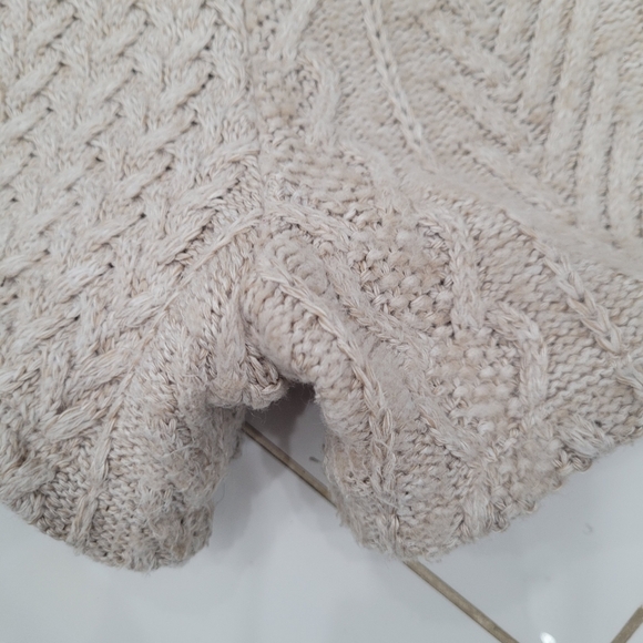Cable Knit Zara Shorts - Picture 11 of 14
